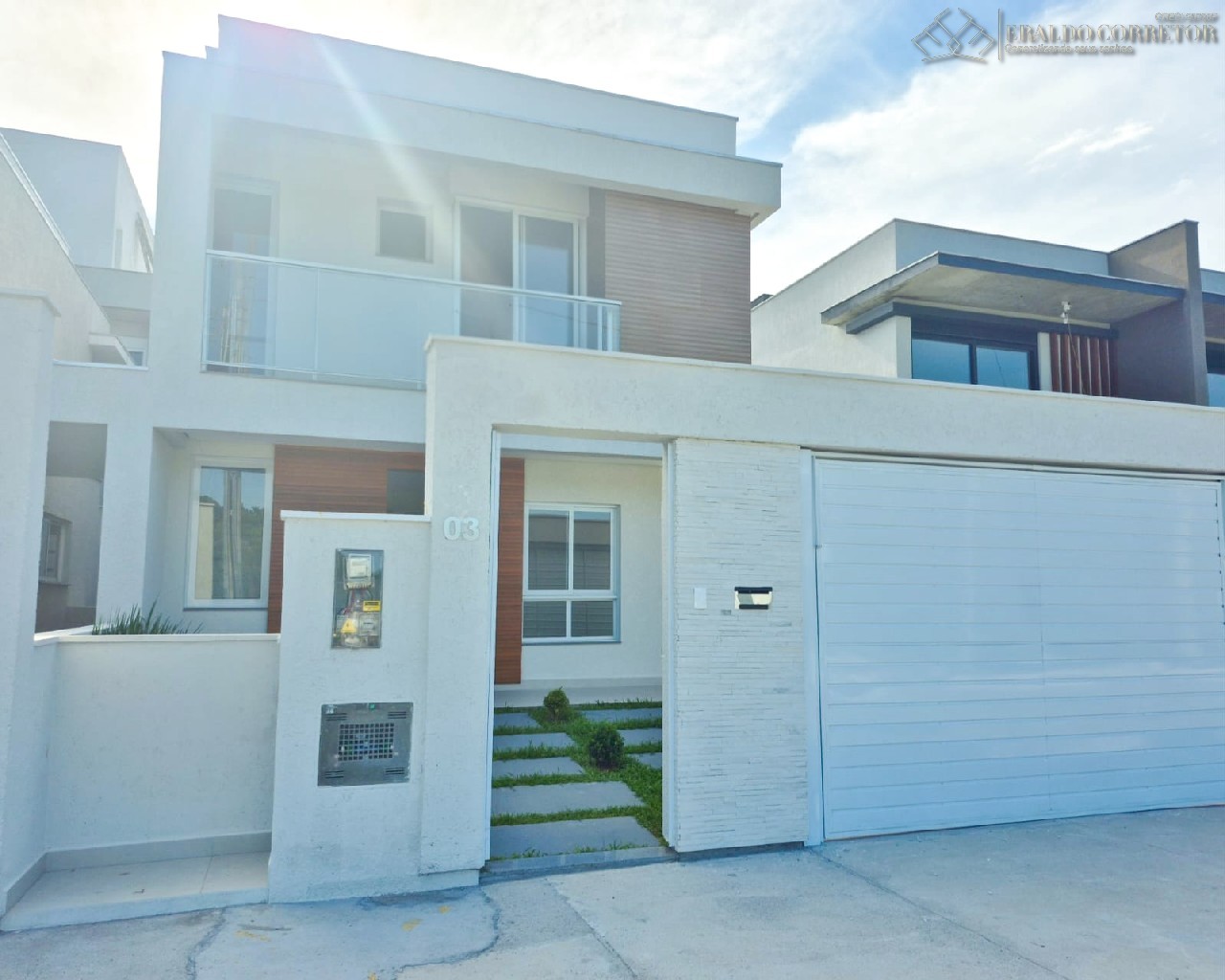 Casa para Venda, em Florian�polis, bairro Ingleses do Rio Vermelho, 3 dormit�rios, 1 banheiro, 1 su�te, 2 vagas